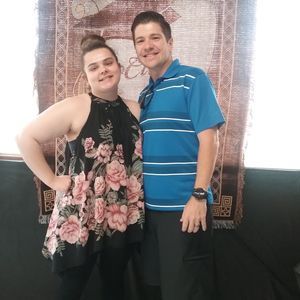 Meet your Posher, Destanie